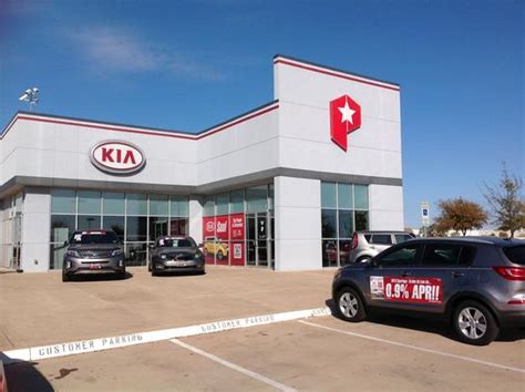 Kia arlington - This is easily done by calling us at (817) 595-8200 or by visiting us at the dealership. **With approved credit. Terms may vary. Monthly payments are only estimates derived from the vehicle price with a 72 month term, 5.9% interest and 20% downpayment. Browse our searchable online inventory for a new Kia Telluride, Forte , Sportage, Soul or ... 
